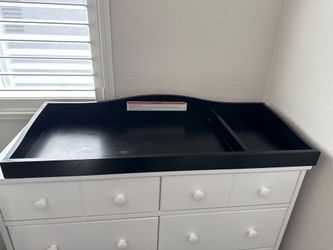 Evolur black changing tray / table top