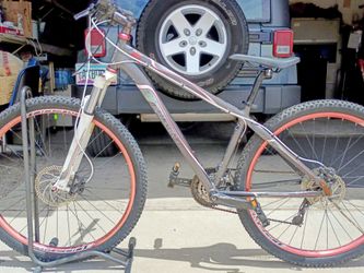 29 inch Raleigh Talus mountain bike