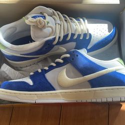 Nike SB Gardenia Size 10