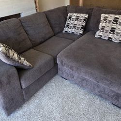 2 Piece RAF Fabric Sectional Sofa