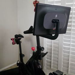 2023 Peloton Bike