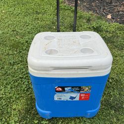 Igloo 60 Quart On Wheels 