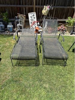 Par de sillas de metal