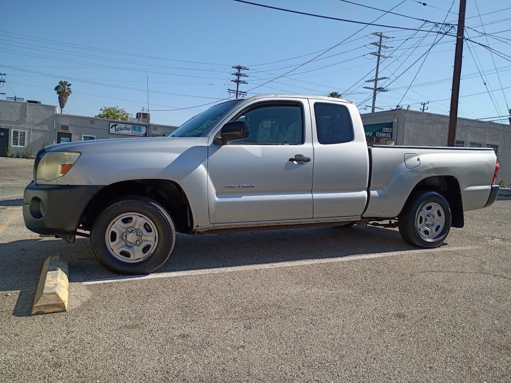 Toyota Tacoma 4 Cylinder Access Cab Original One Owner No Mechanical Issues