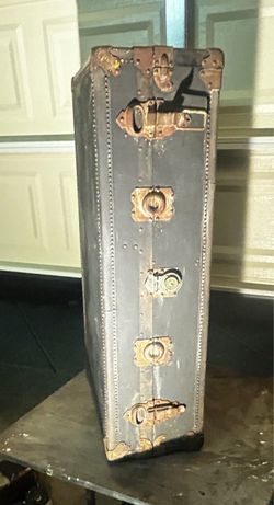 Vintage Steamer Trunk with Hardware