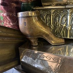 Early Brass Match holder Shoe