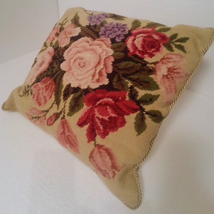 Vintage Needlepoint Pillow Case, Silk Twist edge, Velvet Back, Hidden Zipper