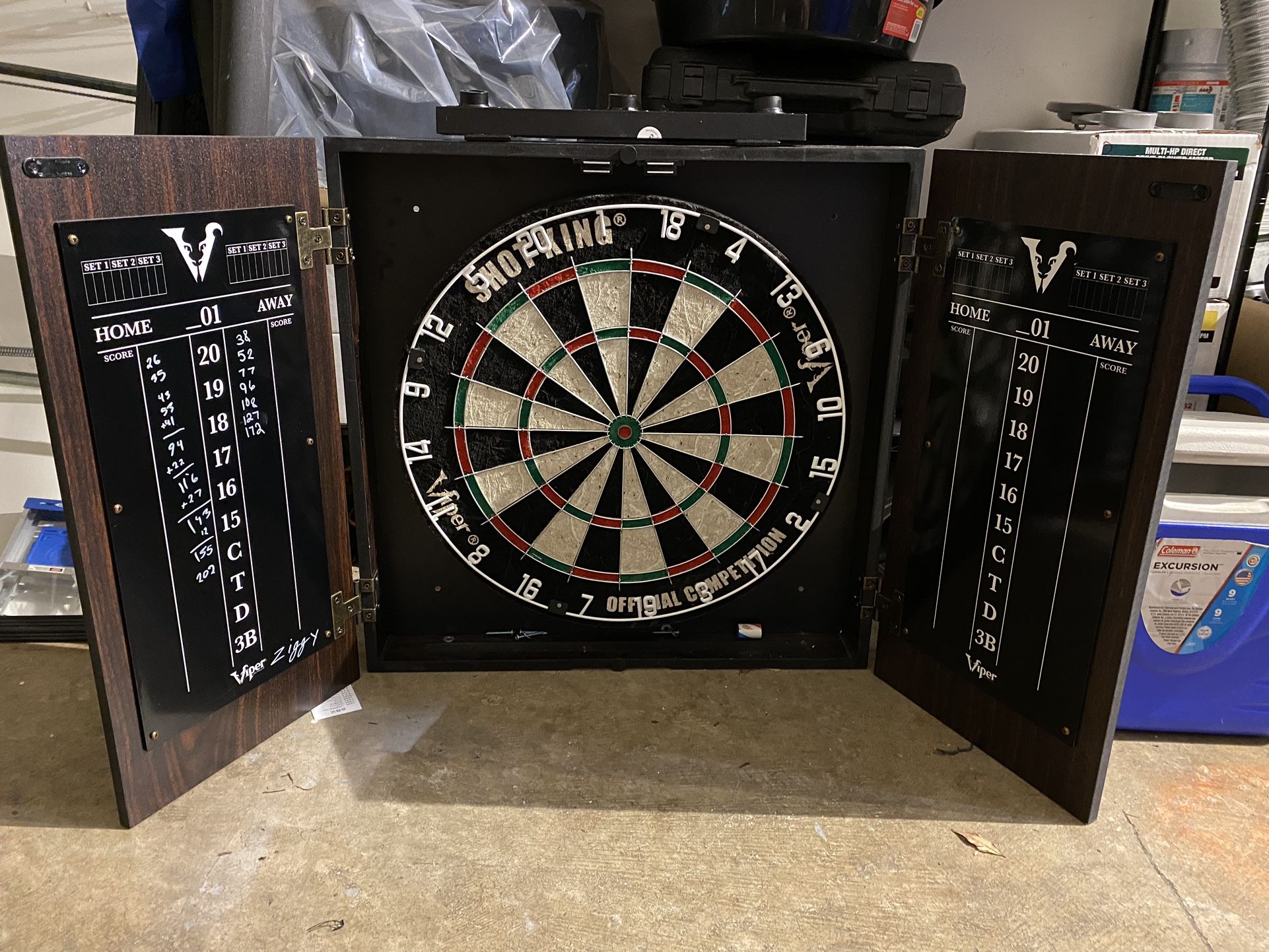 Cabinet Dart Set And Steel Darts