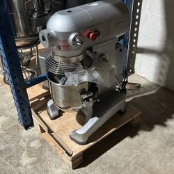 10 Quart Planetary Mixer (new)