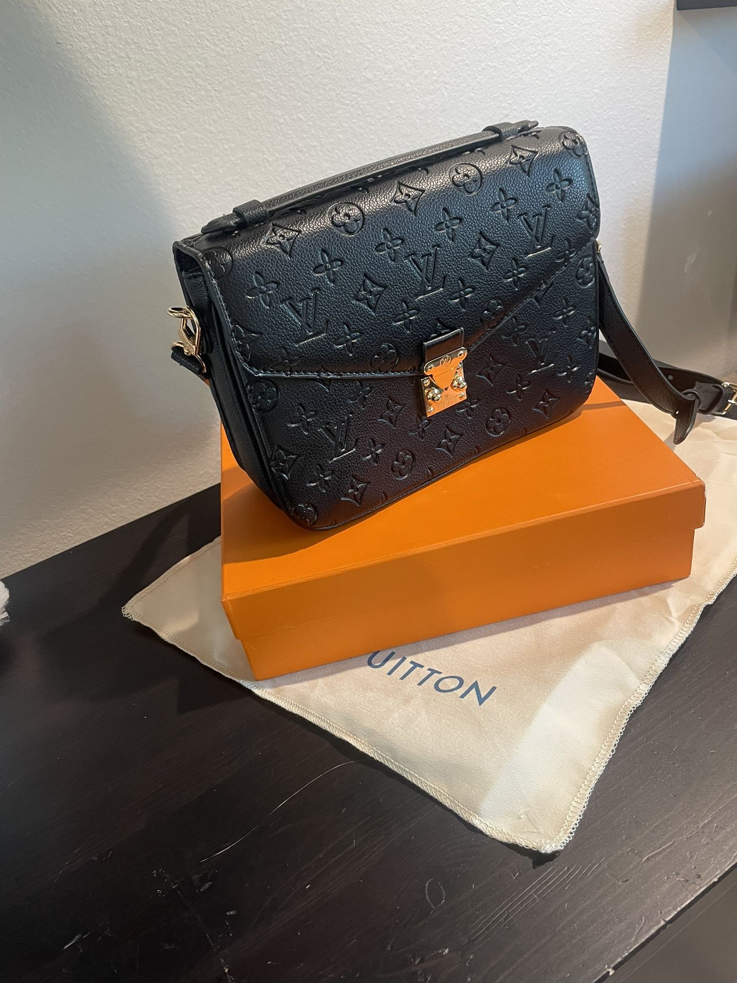 Louis Vuitton Bag
