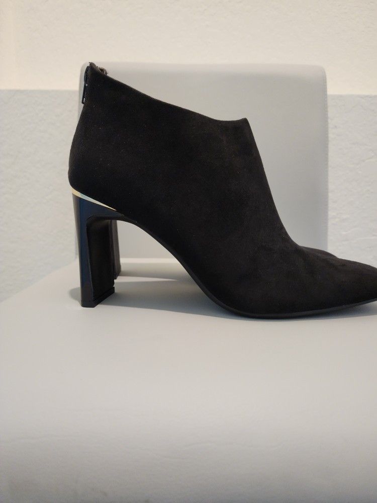 NEW Womens Alfani Brittnee Square-Toe Booties Color Black Faux Suede Size 11M