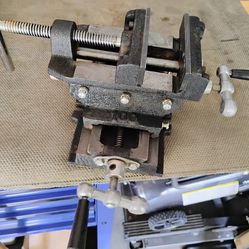 4" Cross Slide Vise, Excellent Condition!