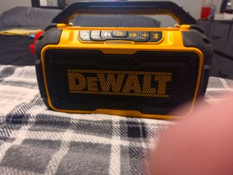 DEWALT Bluetooth Dewalt Jobsite Speaker