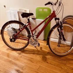 Red SE Bikes Palisade Step-Through city bike
