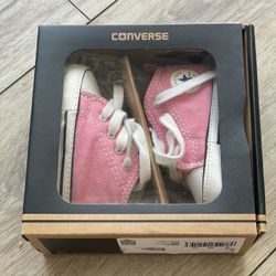 Converse Chuck’s Infant Crib Shoes Size 2