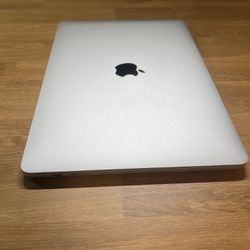 13” Touch Bar MacBook Pro (read Description)