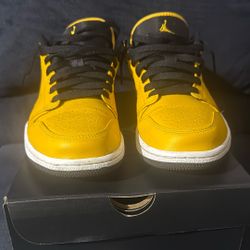 Air Jordan 1 Low Size 9.5