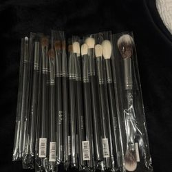 makeup brushes