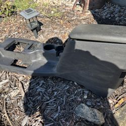97-01 Jeep Cherokee center console gray $50