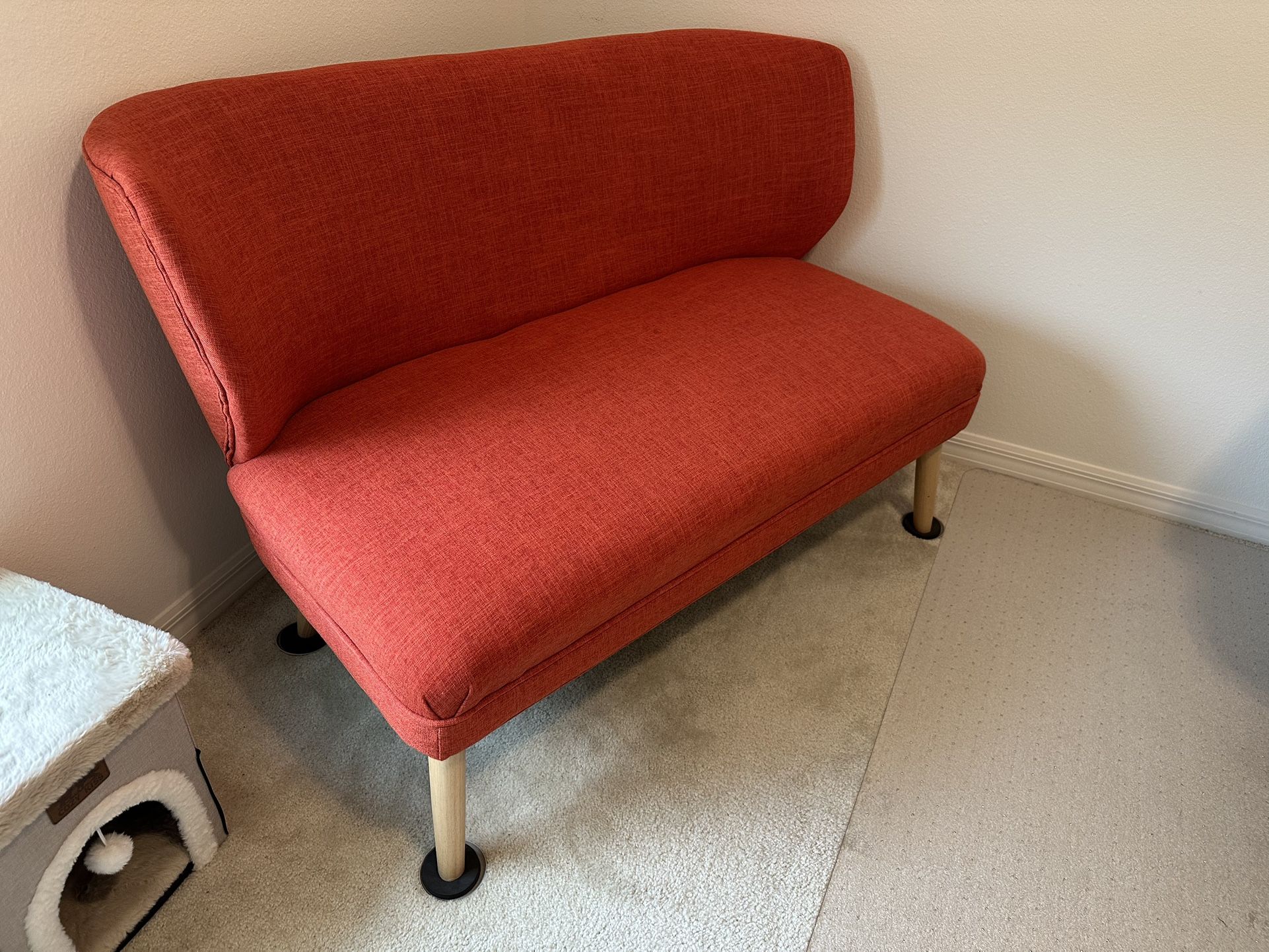 Like new Mid Century Modern Love Seat, Small Couch, Settee Bench 
