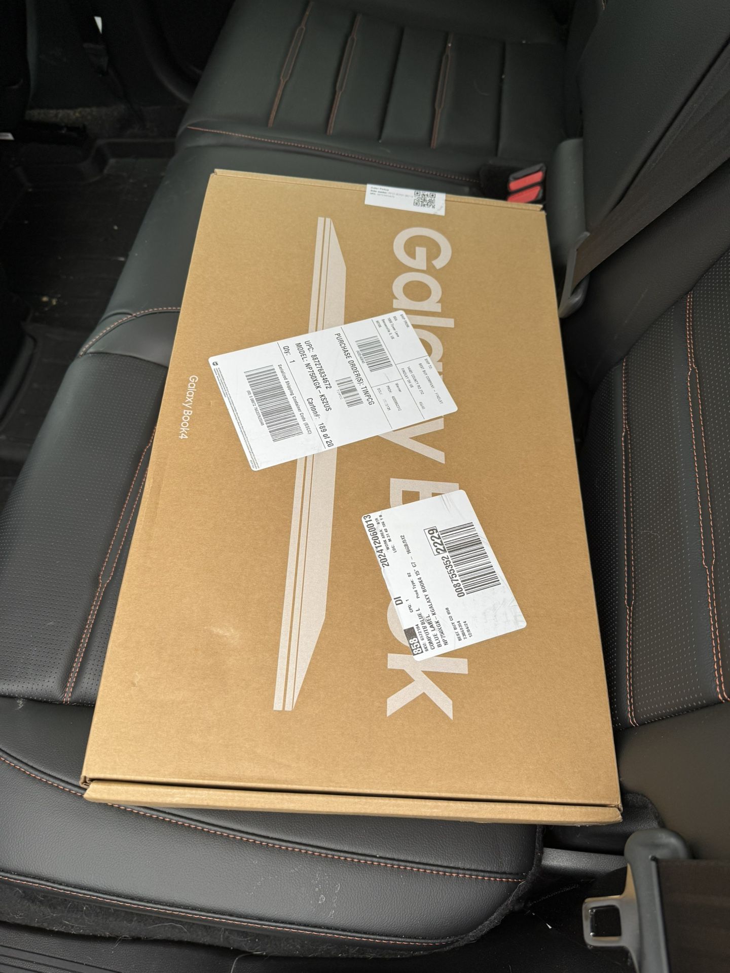 Galaxy Book 4 Windows 11 Home | Intel® Core™ 7 | 16GB (RAM) + 512GB (SSD) | Silver