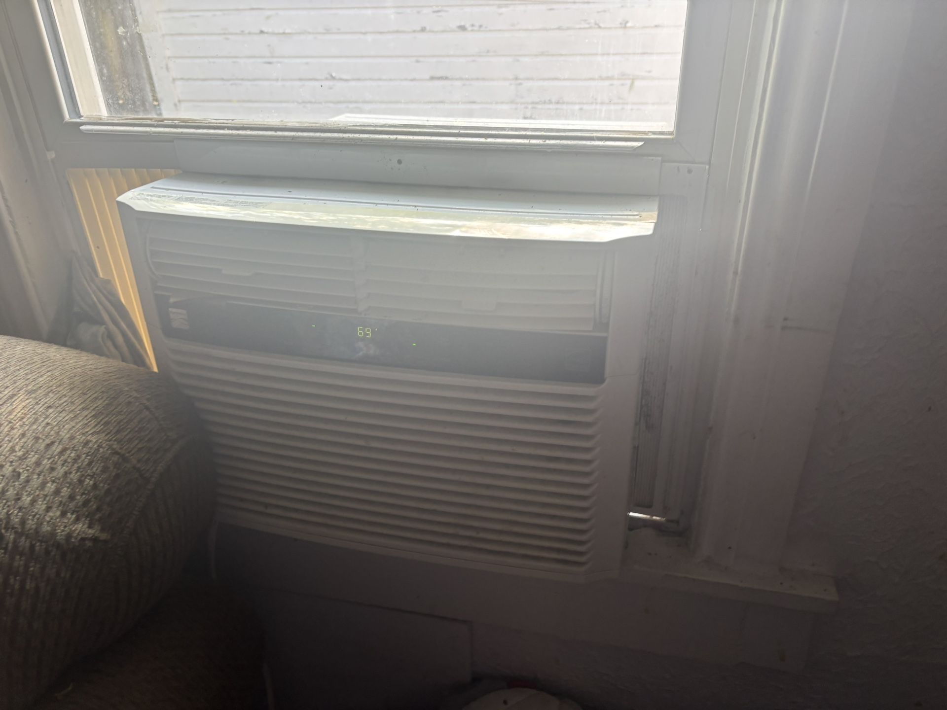 Window Air Conditioner
