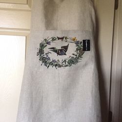 Creative Co-Op W/ Birth Apron Item# DE3548 W/ Pocket 35.5”L