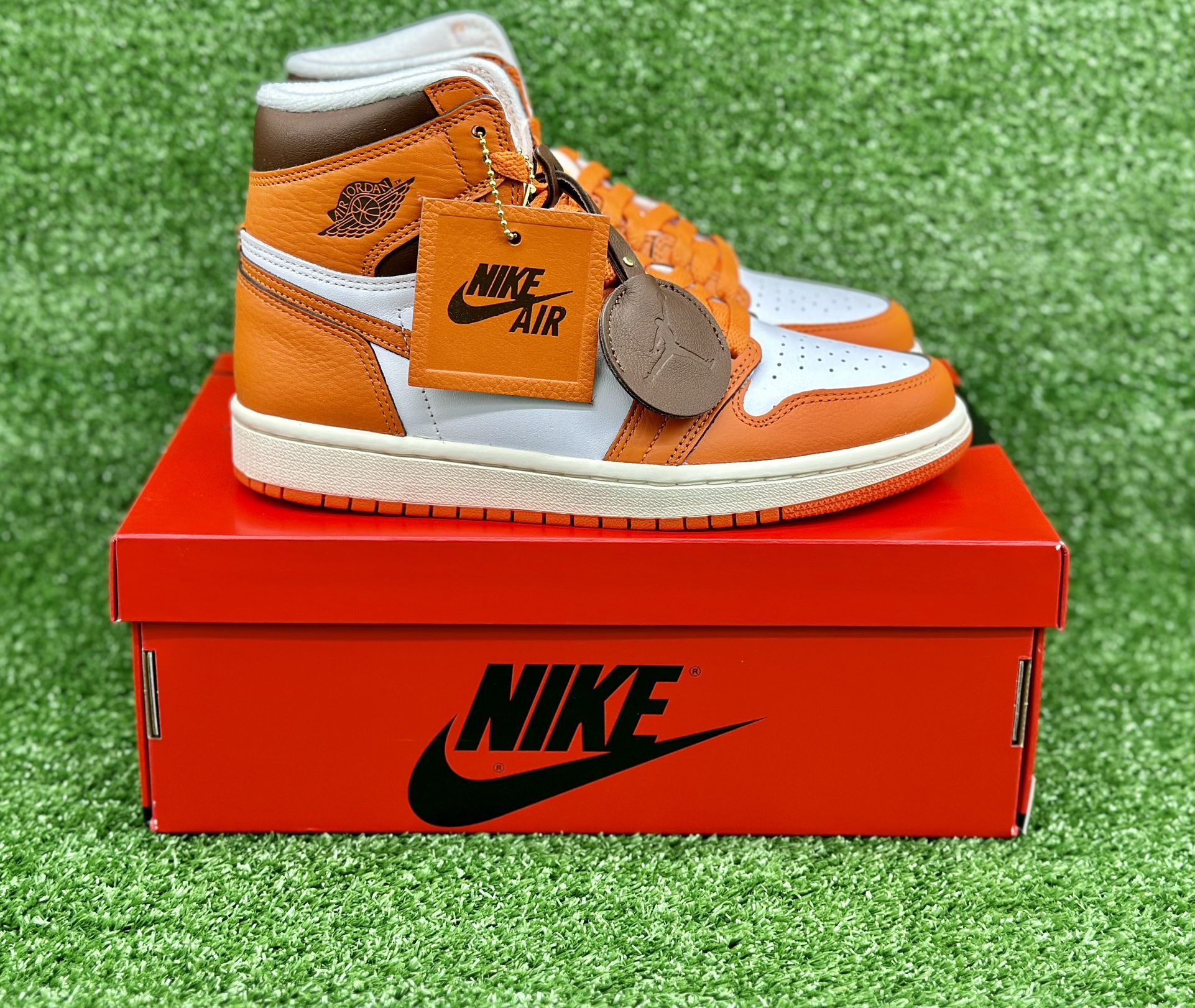 Jordan 1 Retro High OG Starfish (W)