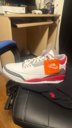 Jordan 3s size 11