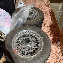 Set of 4 Wire Wheels, Chrome