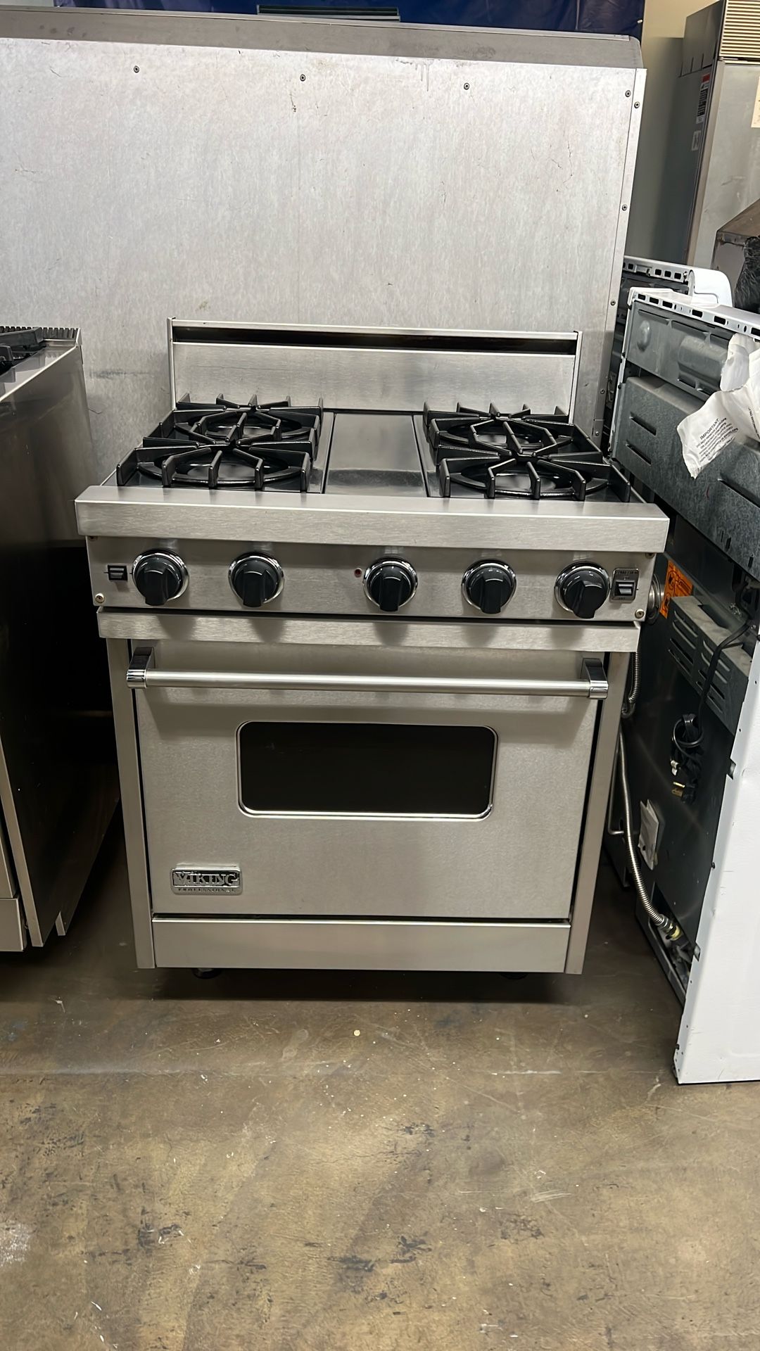 VIKING 30”WIDE GAS RANGE STOVE STAINLESS STEEL