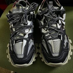 Balenciaga Tracks