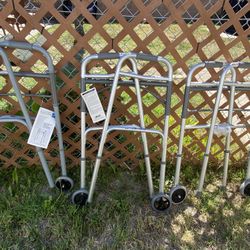 $10 Eqch —- Folding Walkers