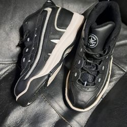 Converse Kids Size 2.5