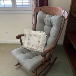Wood Rocking Chair