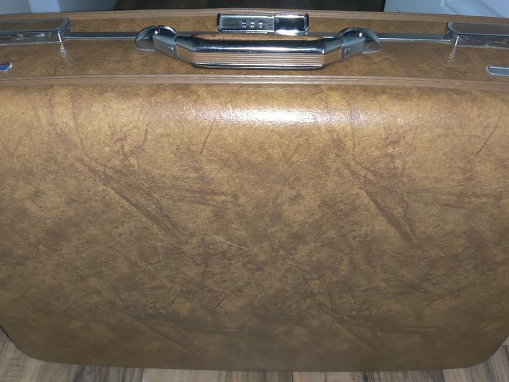 Vintage Hard Shell American Tourister Light Brown Suitcase Luggage (With Code)