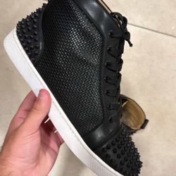 Christian Loubitons Red Bottoms Shoes