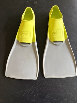 Speedo Swim Fins X-Small Size 3-4, color Yellow and Grey