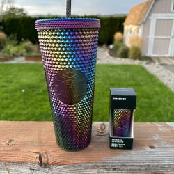 NWT Starbucks Metallic Oil Slick Rainbow Bling Venti Studded Tumbler W Keychain