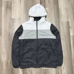 Oakley Lightweight Puffer Jacket • Size M