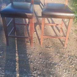 2 Bar Stools