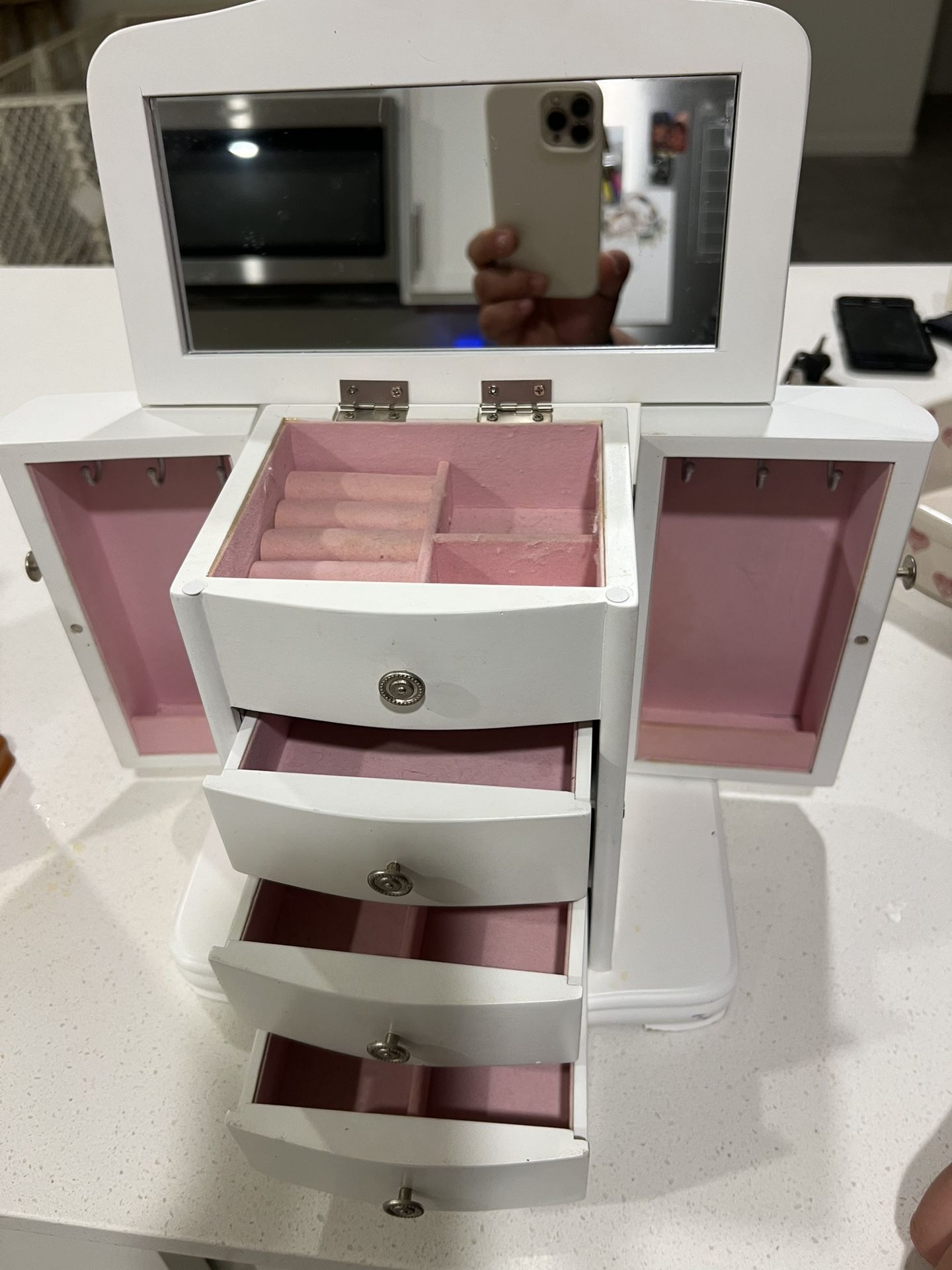 Vintage Jewelry Box With Mirror And Drawers