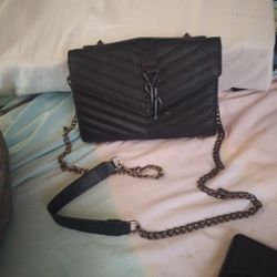 YSL PURSE 600$
