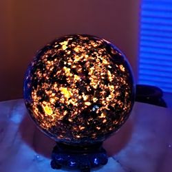 1.4 Lb (635g) Yoopenite Sphere Reactive With UV Lights 