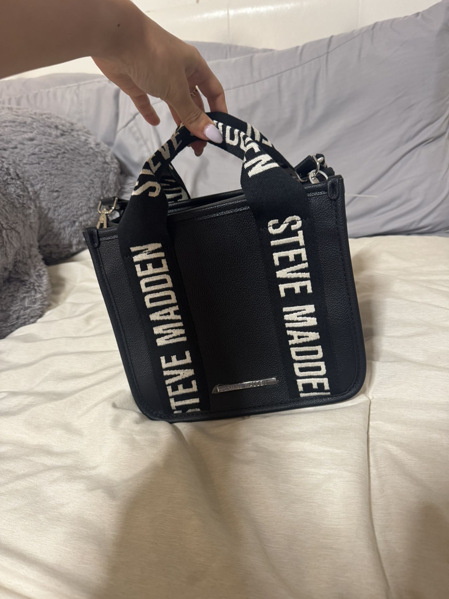 Steve Madden Small Tote Bag 