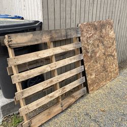Free pallet and wood