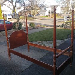 Vintage Stanley Furniture Twin Size 4-Post Wood Bed Frame