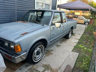 1985 Nissan truck 720