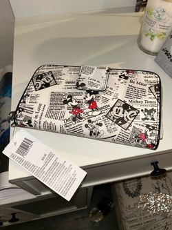 Disney Mickey & Minnie Mouse Newspaper Print Wallet – New with Tags