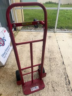 Milwaukee dolly 600 Ib. Capacity 2-in-1 Convertible Hand Truck dolly
